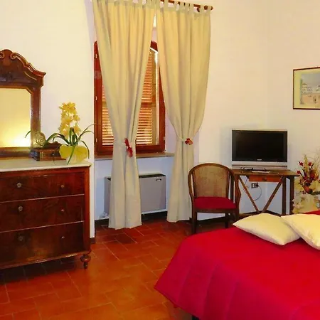 Holiday Castello Cortevecchio - Peg011004-cya * グッビオ